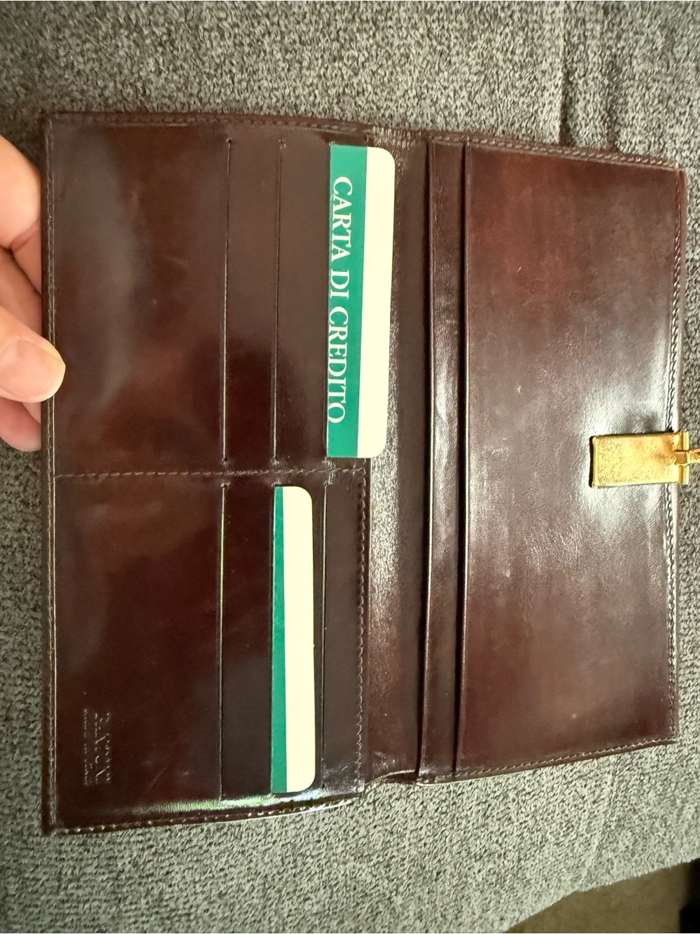 Fantoni Italian Woman’s Brown Leather Clutch Wallet with Gold Hardware - Picture 7 of 7